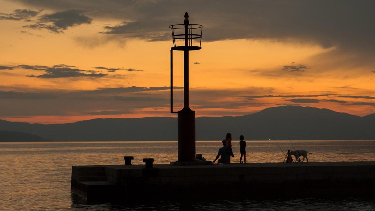 Sunset Suite Malinska Kültér fotó